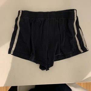 Brandy melville shorts !